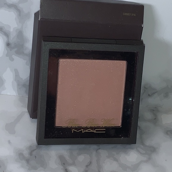 SUMMER OPAL Bao Bao Wan MAC Beauty Powder W Box - Picture 7 of 17